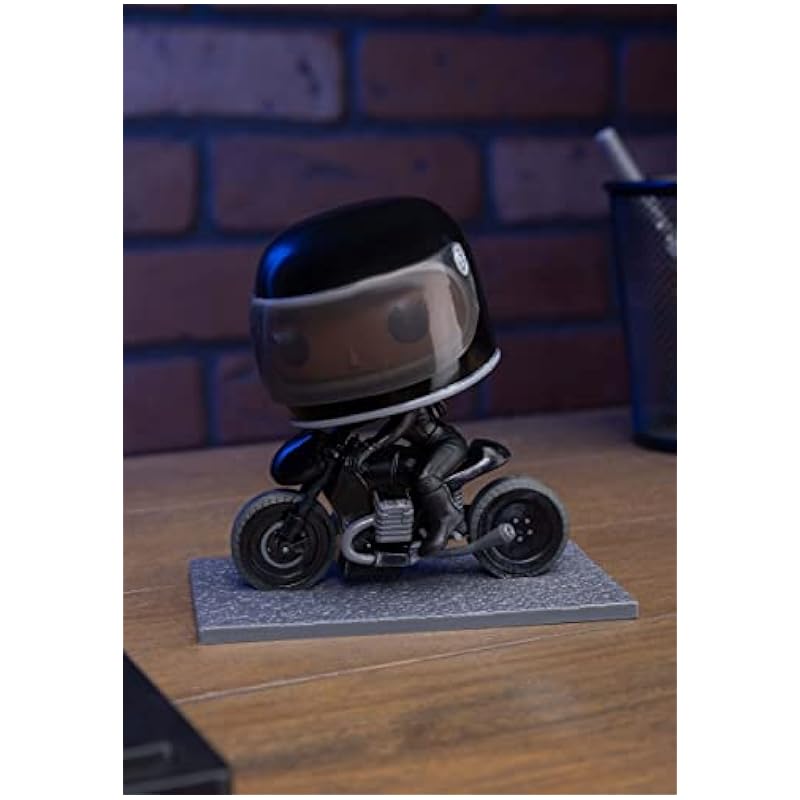 Funko Pop! Ride Deluxe: The Batman - Selina Kyle on Motorcycle Standard Funko Action Figures